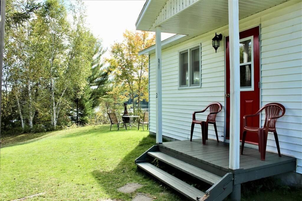 Chalet Au Bord Du St-Maurice La Tuque Ngoại thất bức ảnh