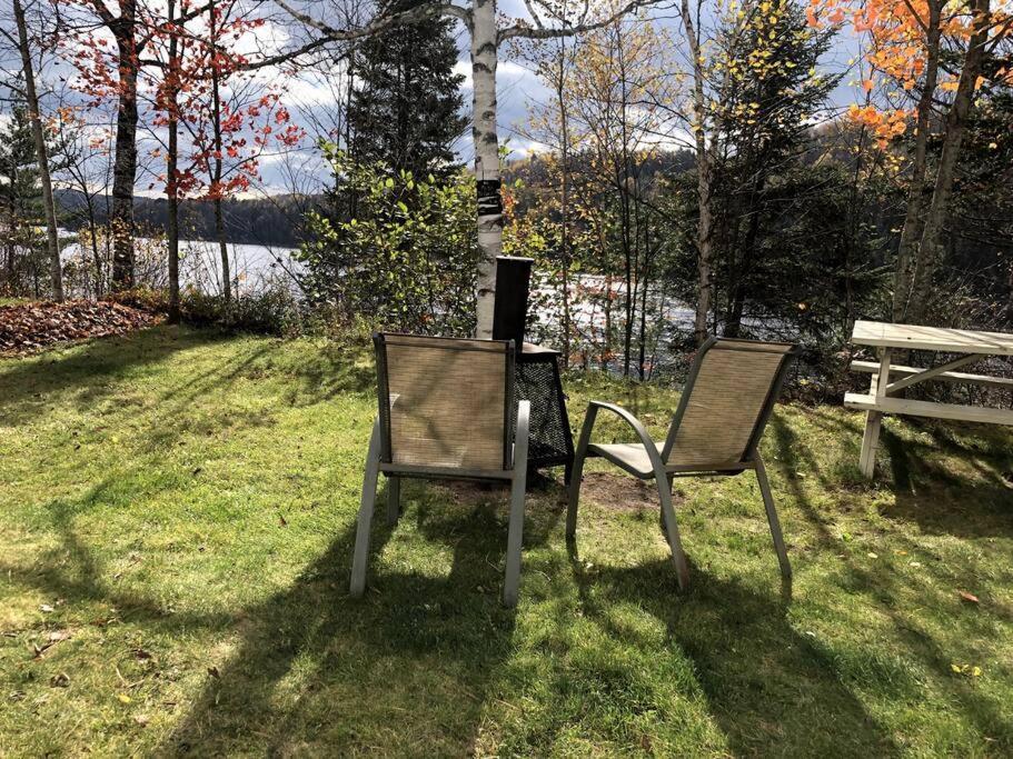 Chalet Au Bord Du St-Maurice La Tuque Ngoại thất bức ảnh