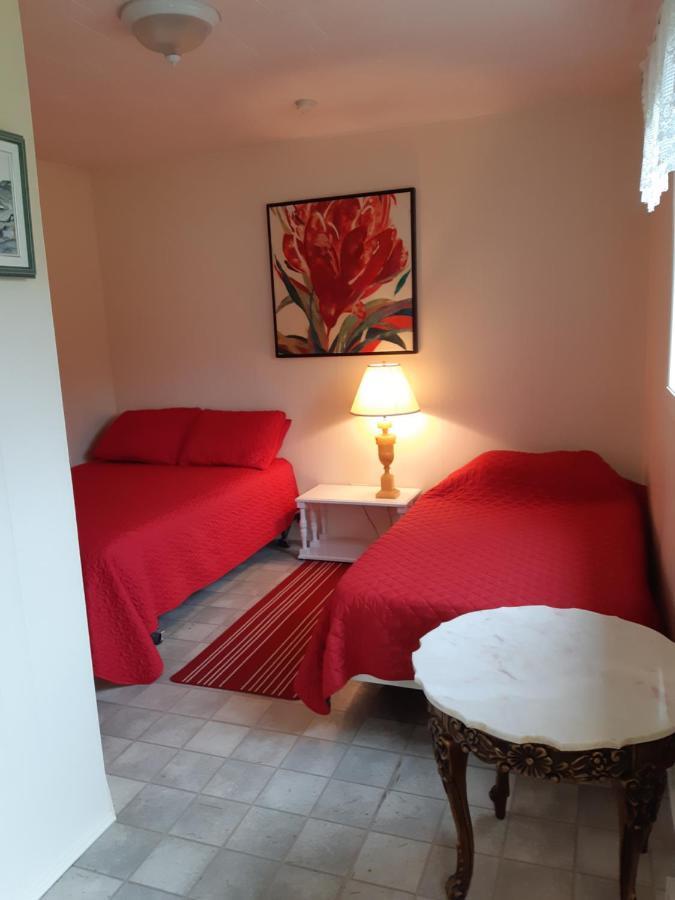 Chalet Au Bord Du St-Maurice La Tuque Ngoại thất bức ảnh